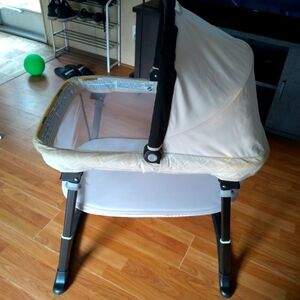Graco Bassinet